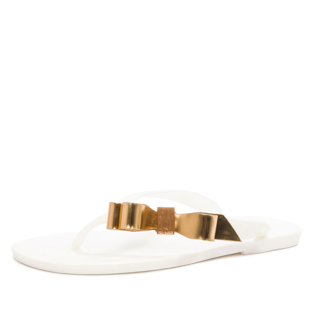 Schoenenwinkel, Ted Baker suszie slipper wit